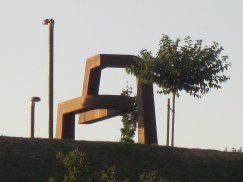 Un inquietante cubo virtual "Sin título"