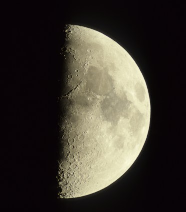 El próximo destino imaginario de Aliapiedi: la Luna