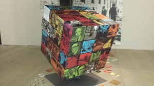 Un complicado cubo de Rubik